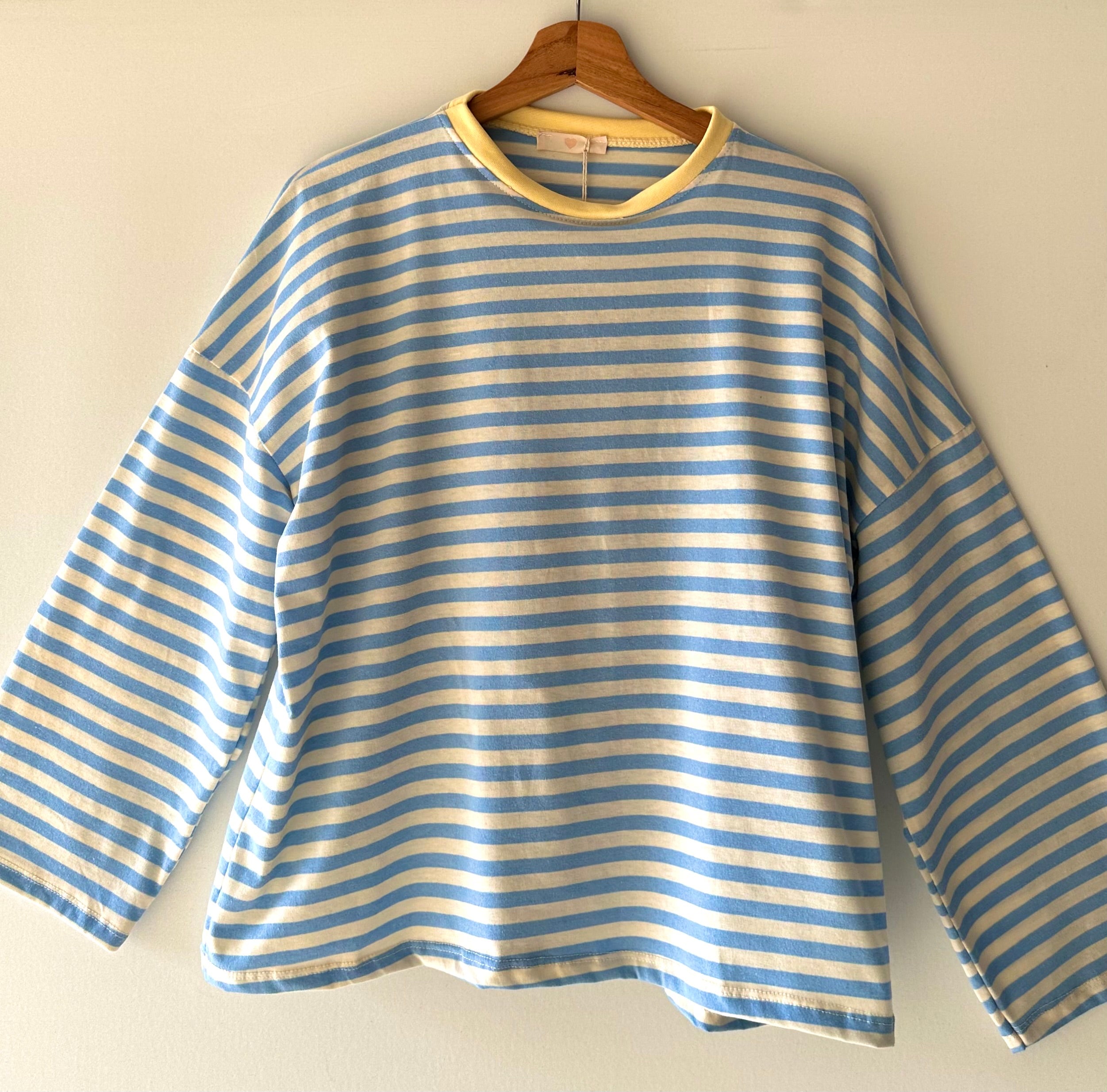 LONGSLEEVE LICHTBLAUW