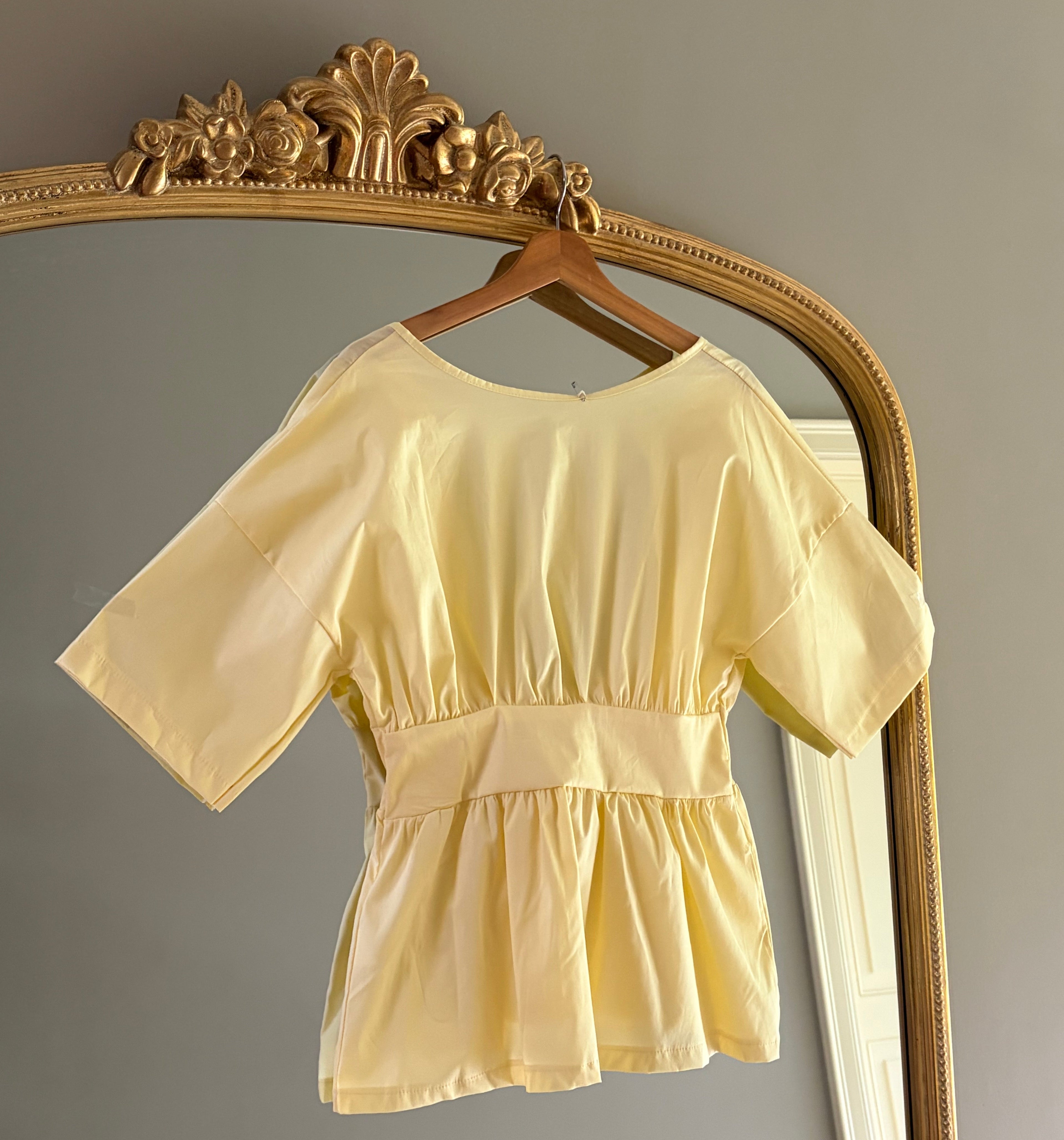 Blouse met strik geel
